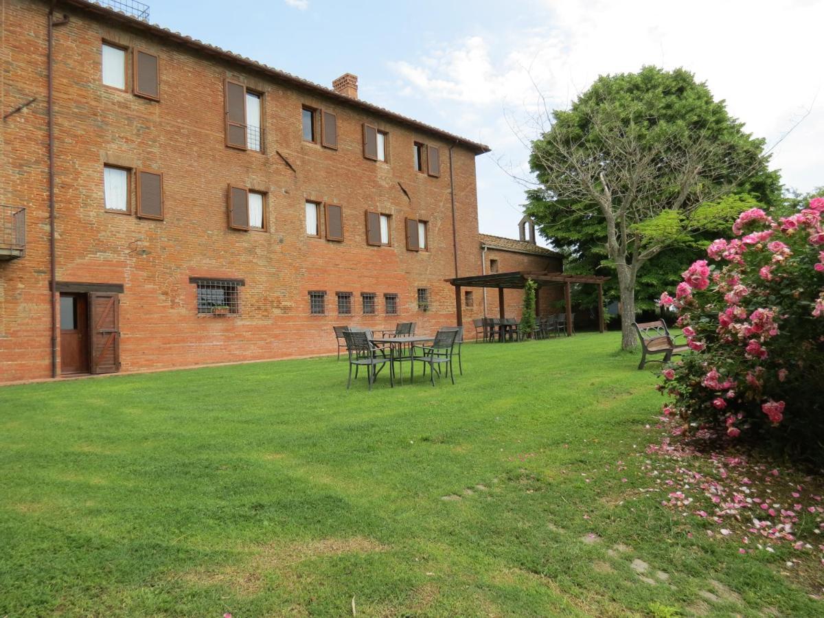 Agriturismo Borgo Del Papa Badia  Exterior photo