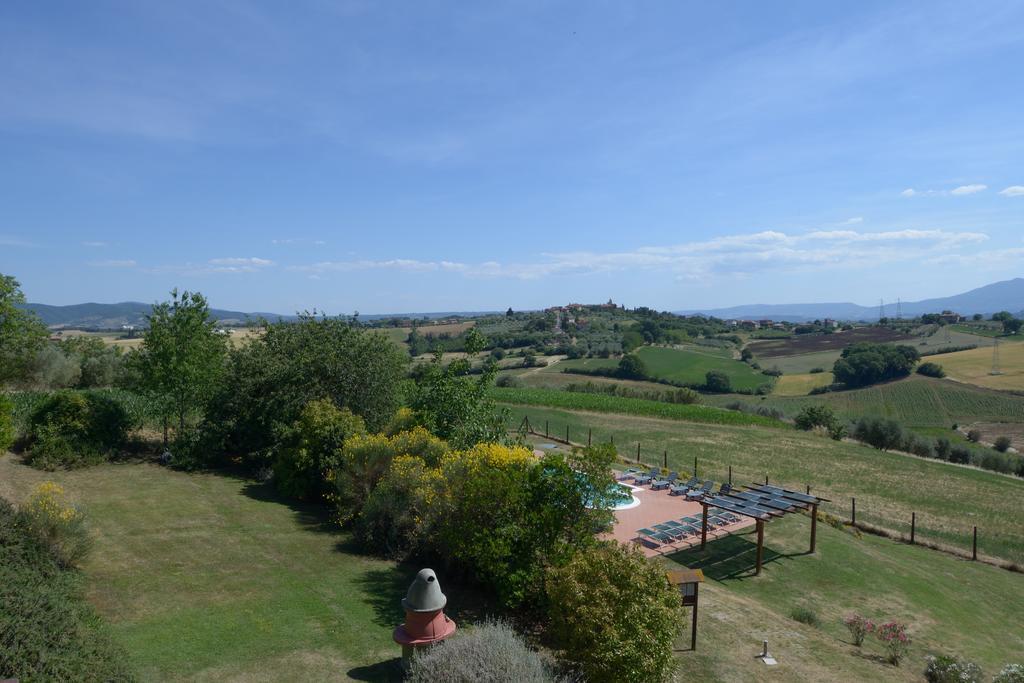 Agriturismo Borgo Del Papa Badia  Exterior photo