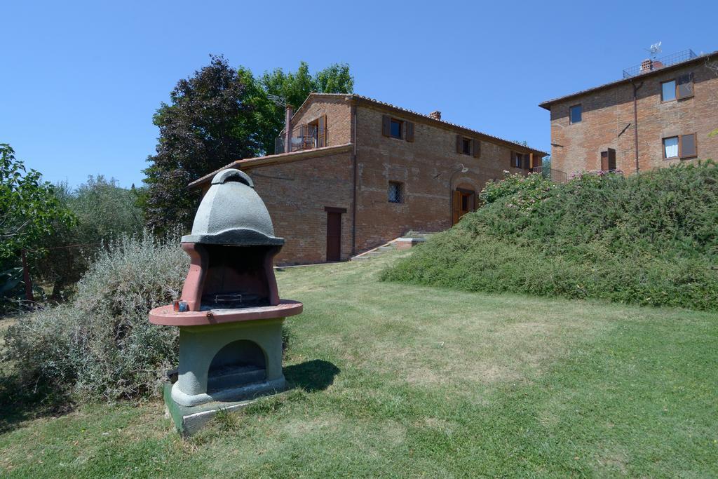 Agriturismo Borgo Del Papa Badia  Exterior photo