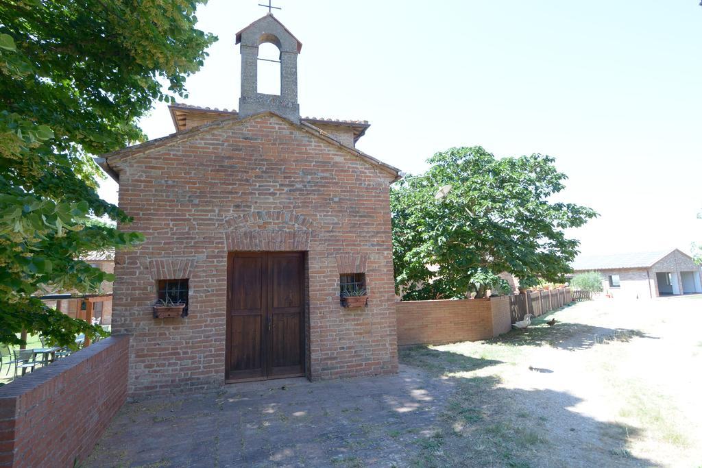Agriturismo Borgo Del Papa Badia  Exterior photo